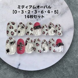 〚現品販売〛ドラゴンフルーツピンクとヒョウ柄フレンチのかっこかわネイル｜14枚セット・ミディアムオーバルの画像