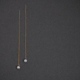 雨珠 ushu ｜14kgf アメリカンチェーンピアス 小さな4mmの淡水パールが揺れる 華奢ピアスの画像