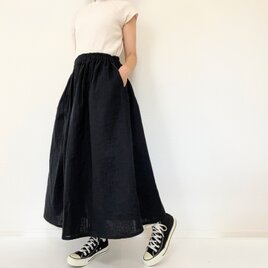 ふんわりダブルガーゼのロングスカート＊マキシ丈＊コットン100％＊大人のナチュラルコーデ＊シンプル無地＊ブラック＊ポケット付き