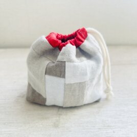 天日干しリネンのミニ巾着袋　赤のコピーの画像