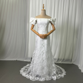 ウェディングドレス 姫袖 オフショルダー 贅沢な総レース 優雅なシルエット ファスナー 結婚式/披露宴の画像