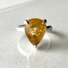 インペリアルトパーズの指輪の画像