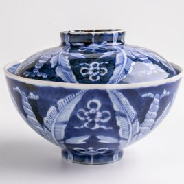 古伊万里染付草花文くらわんか皿 2枚 [B31563] 古伊万里 染付 草花文 くらわんか皿 江戸後期 D765 | iichi 日々