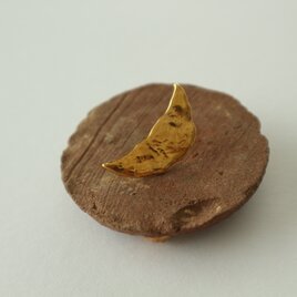 【片耳】涙の月のピアスの画像