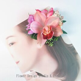 ピンクのシンビジュームとアストロメリアのヘアクリップ　フラダンス　浴衣髪飾り　ウェディング　プルメリア　リゾ婚　ピンクの画像