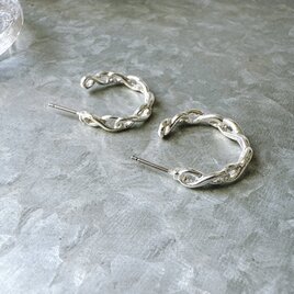 PA394-【 AVON 】エイボン・ヴィンテージピアス 2013 Silver Tone Infinite Chainの画像