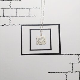 銀製 エジプシャンペンダント　「ウジャト」