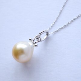 (S33)南洋真珠 ゴールデンパール silver ネックレス 南洋白蝶ゴールデンパールのシルバー製ペンダントネックレス