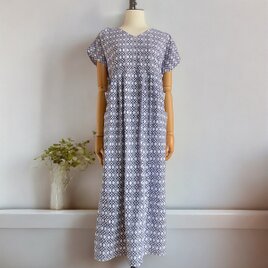 Vネック　ワンピース【送料込み】浴衣リメイク フレンチスリーブ　ネイビーの画像