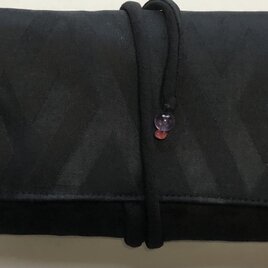 ８３１５　黒の帯で作った和風財布・ポーチの画像