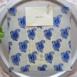 みつろうエコラップ 四角M：ブルー  ペイズリー柄 　<インド綿ブロックプリント エコラップ eco>の画像