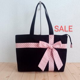 【在庫処分SALE】A4対応☆ファスナー付き☆ドットリボントートバッグ　大きめ　肩掛け　黒帆布×くすみピンク水玉　　900