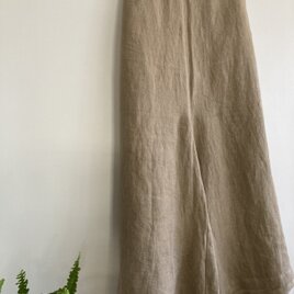 リネンのフレアパンツ　