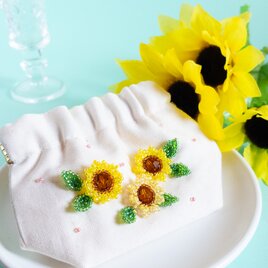 ひまわりのビーズ刺繍バネ口ポーチ