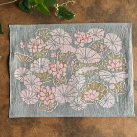 ベンガラ泥染め・藍錠染め染布　蓮池