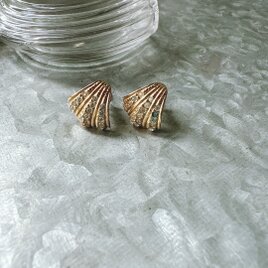 PRO2-【 ROMAN 】ローマン・ヴィンテージピアス 1970s Gold Tone Shell Rhinestones