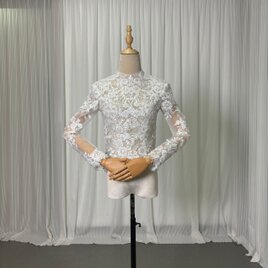 ボレロ ロングスリーブ くるみボタン キラキラ光る刺繍 オフホワイト 結婚式