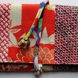８３２３　花柄と絞りの着物で作った和風財布・ポーチ　＃送料無料