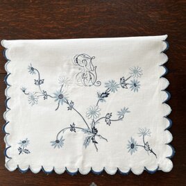 1900年代手刺繍リネンケース