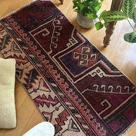 トルコヴィンテージラグ 111×202 深みある青 ボルドー