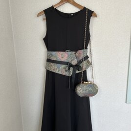 サッシュベルトとパーティーバッグのセット