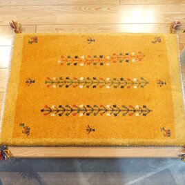 ペルシャ　ギャッベ ミニマット 41×42 黄金色　鹿 新規入荷】ペルシャ ギャッベ 玄関マット 88x63cm 黄金色 生命の
