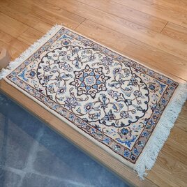 ペルシャ　ギャッベ  玄関マット　87×60   アイボリー　生命の木 ペルシャ ギャッベ 玄関マット小 56x43cm 生命の木 NN19748G