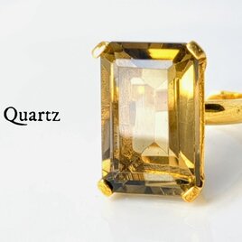 最新作「ブラックルチルクォーツ」のオーバル天然石リング 最新作「ブラックルチルクォーツ」のオーバル天然石リング