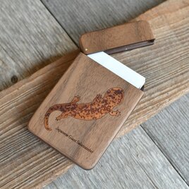 木製名刺入れ　『オオサンショウウオ』