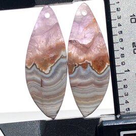 穴あき桜瑪瑙[293] 40x27mm 65Cts 天然石 / カボション / ルース