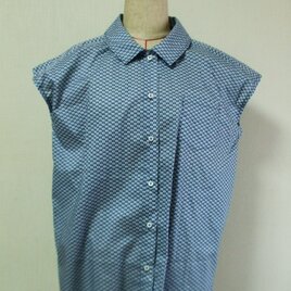 【ラスト１】リバティタナローン　ウッドストック(Woodstock) ショールカラーフレンチスリーブブラウス  M～Lサイズ