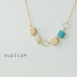 s29-GN489 ■スクエア■【ターコイズ】と【高瀬貝】のネックレス　長さお好みでお作りします