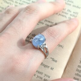 Souko-蒼湖- タンザナイトカボションリング　天然石　ゾイサイト　フリーサイズ　フリーリング　ブルー　雨　海　紫陽花