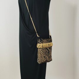 金色フリンジのポシェット