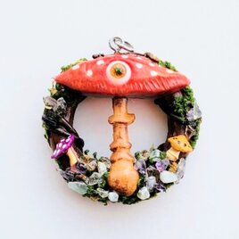 【03】天真爛漫な森のきのこ　大きめペンダント