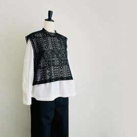 シンプルだけど存在感のある　ラッセルレースのベスト