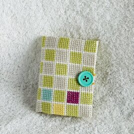 花刺繍のポケットティッシュケース | iichi 日々の暮らしを