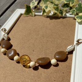 アクリルビーズの羽織紐「焼き栗」