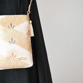 結婚式やパーティー日常使いにも。絹帯 ゴールド リメイク 2way