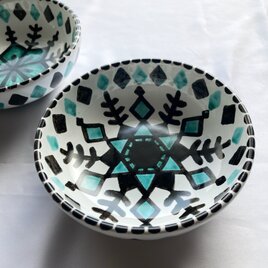 ボウル M 14cm 雪の結晶のような幾何学模様 マヨリカ焼き イタリア陶器  クリスマス COP051