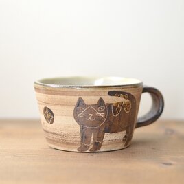 5ハチワレネコのマグカップ小(沖縄のやちむん)