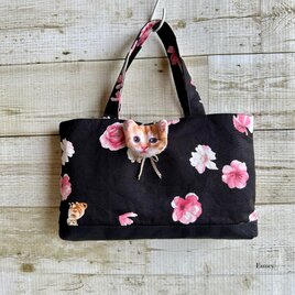 大人かわいいお花と猫ちゃんの横長トートバッグ　コットン　国産帆布　猫　リネンリボン　flower