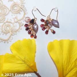 *秋に染まる*チョコレートムーンストーンの秋色ピアス