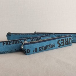 英字帆布スリム型ペンケース