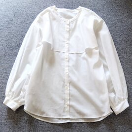 コットンのオーバーヨークブラウス