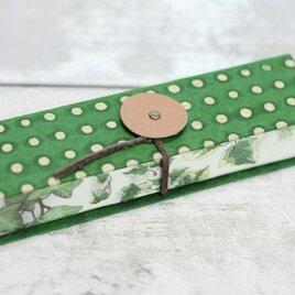 pen-case [ ドットグリーンxつたの葉 ]の画像