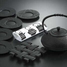 【お取り寄せ】南部鉄器 ティーポット 急須 ギフトセット 霰 黒 日本製
