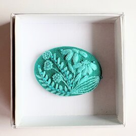 草花の刺繍ブローチ・botanical#257 | iichi 日々の暮らしを
