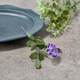 布花　心和らぐ、アンティークピンクのれんげそうのコサージュ