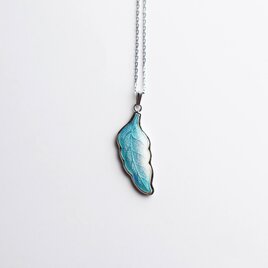 羽根 【Sky Blue】七宝焼ペンダント 純銀胎七宝